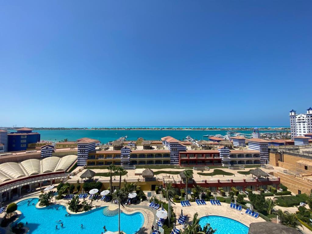Porto Marina Resort Chalets Families Only เอลอาลาเมน ภายนอก รูปภาพ