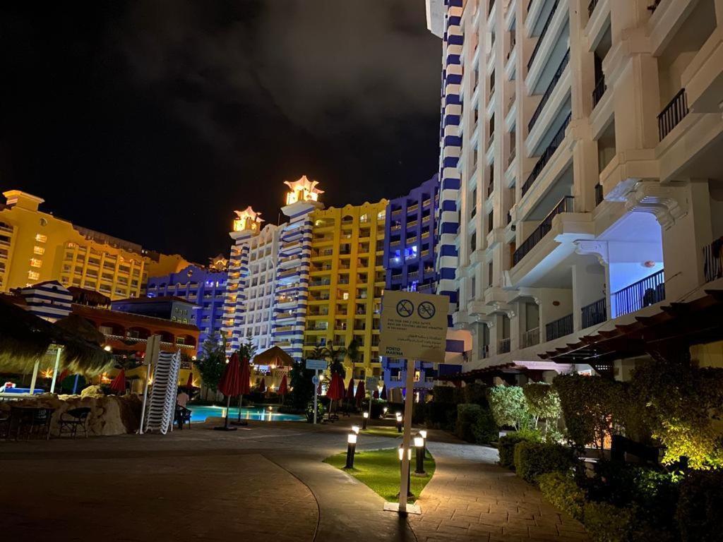 Porto Marina Resort Chalets Families Only เอลอาลาเมน ภายนอก รูปภาพ